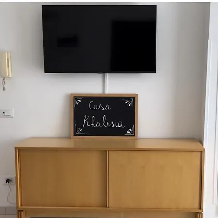 Casa Khalesia Палермо